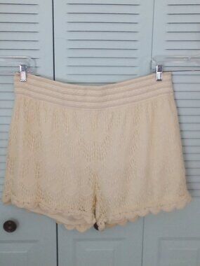 SZ 1X OPEN LACE CROCHET KNIT LINED SHORTS PULL ON WIDE ELASTIC WAIST SCALLOP HEM